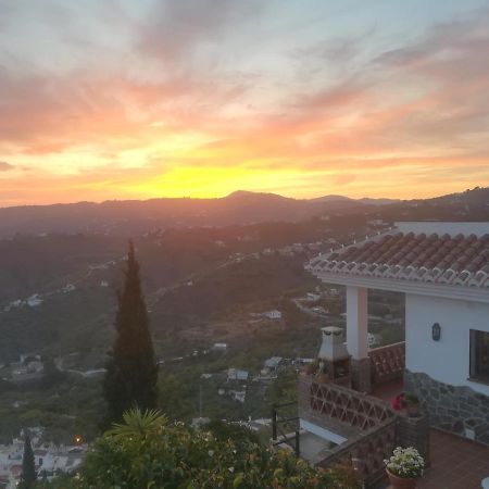 Вілла Casa Ana, Fantasticas Vistas A Frigiliana, El Mar Y La Montana Екстер'єр фото